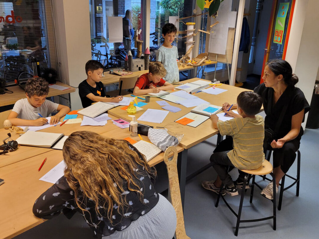 STICHTING A PERFECT DAY – A PERFECT DAY TEKENSHOW